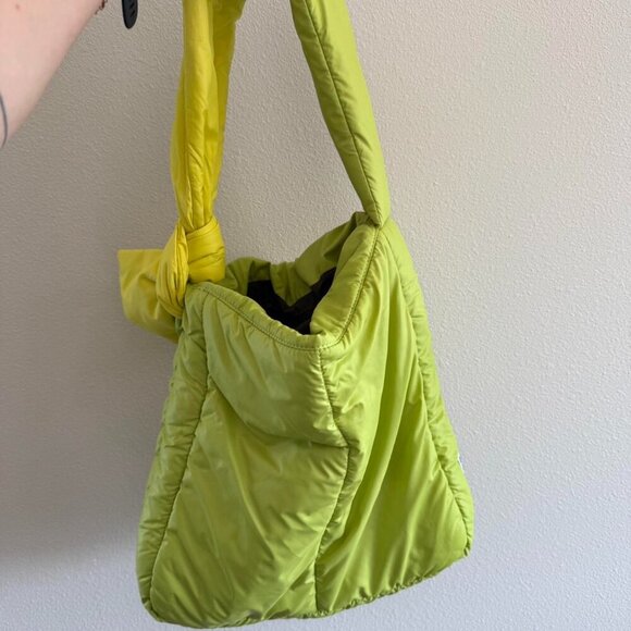 Caraa Sport Nylon Puffy Bag - Picture 1 of 3